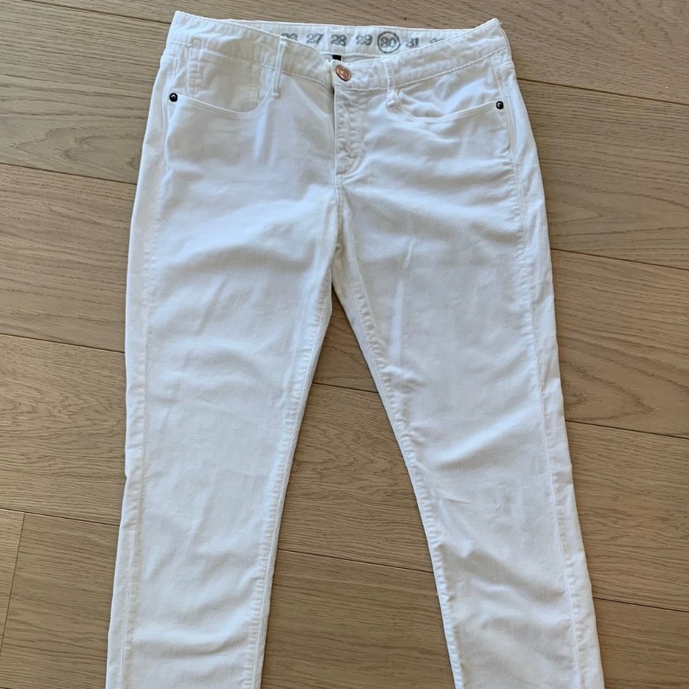 Earnest Sewn White Cords, Size 30, Long length